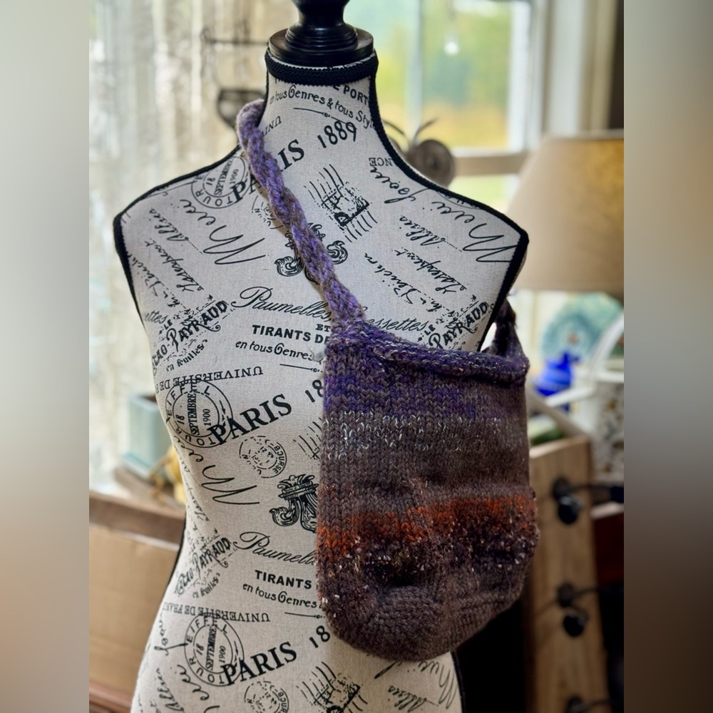 Hand Crafted Vibrant Felted Knit Shoulder Bag - Picture 4 of 11